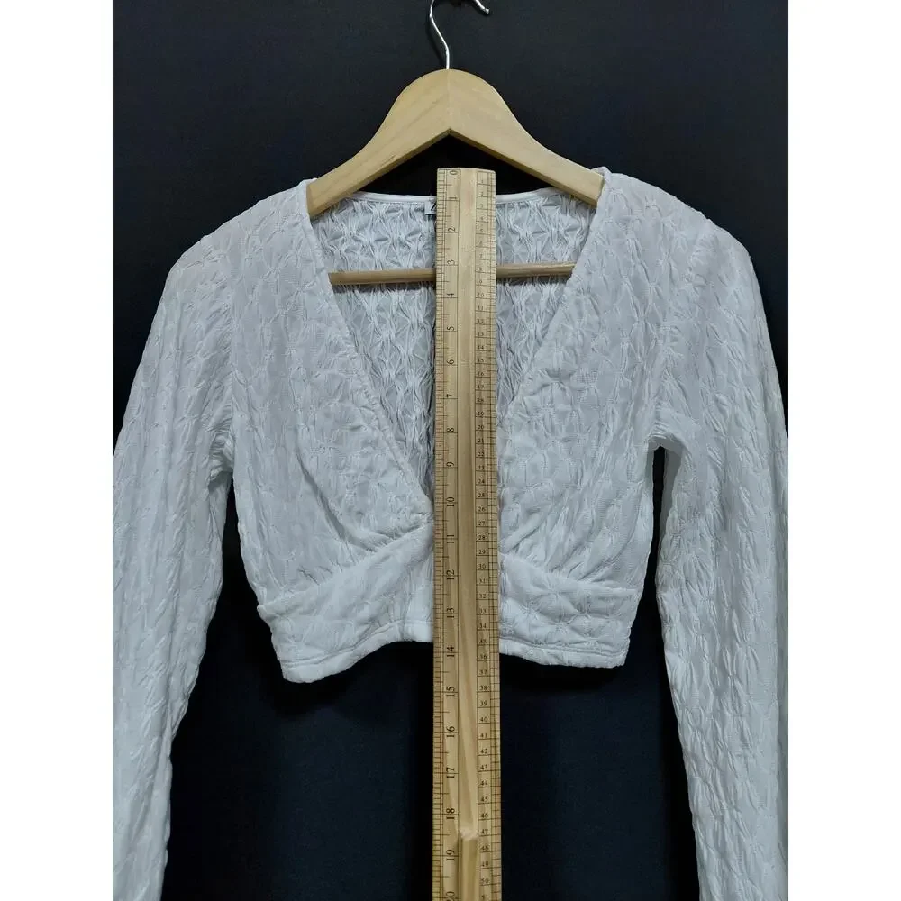 Zara White Smocked V-Neck Knit Lightweight Blouse Women Size S